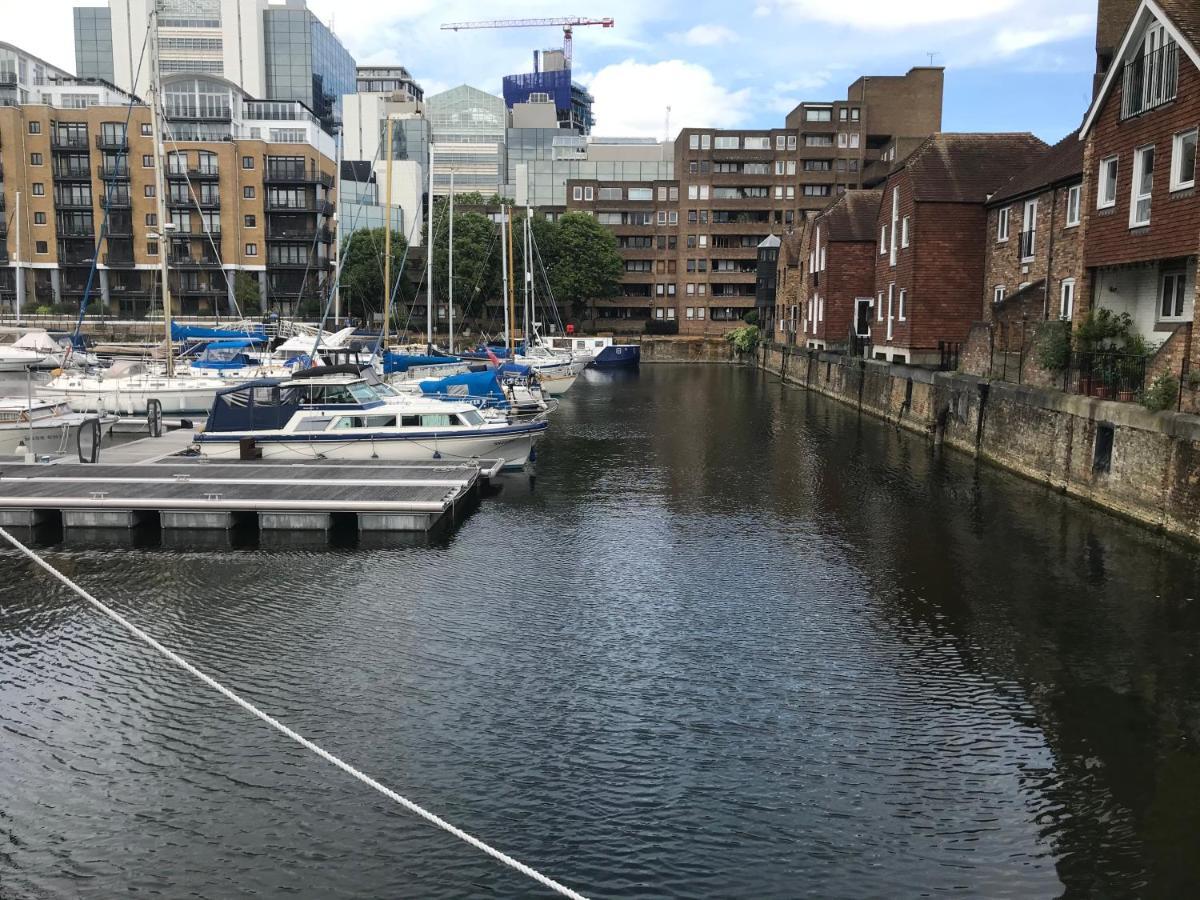 Entire Boat At St Katherine Docks 2 Available Select Using Room Options Londres Exterior foto